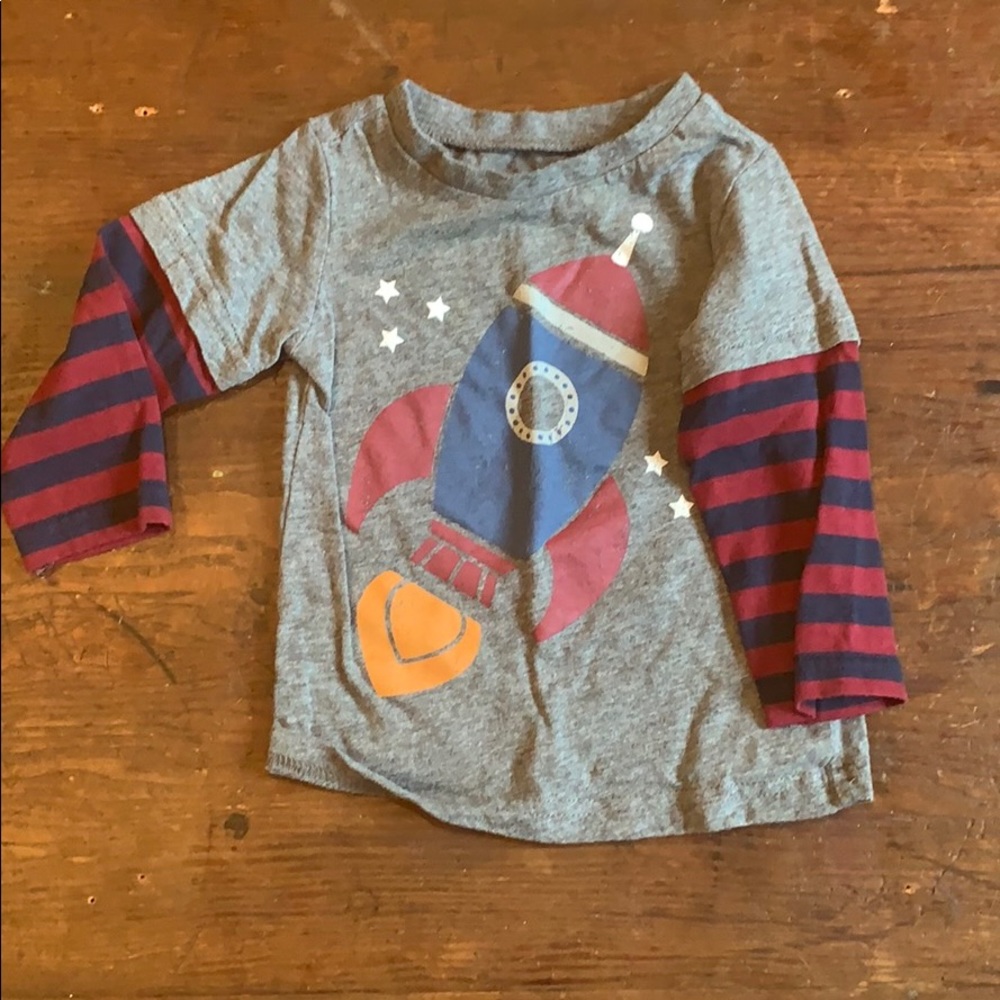 Macy’s rocket ship shirt